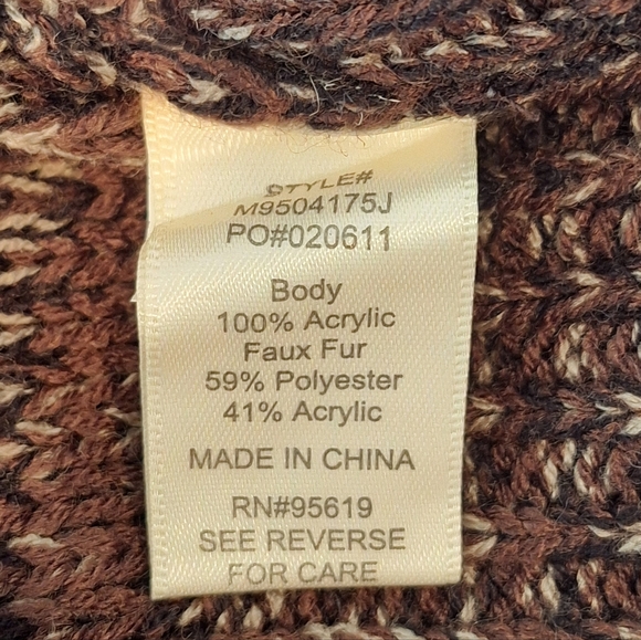 John Paul Richard faux fur collared knit vest - Picture 7 of 8